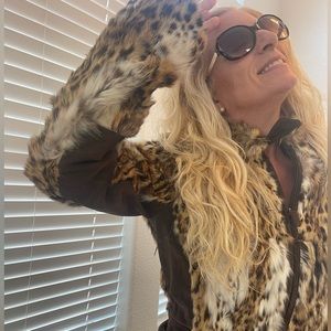 Valentino 100% Fur Coat. Leopard.